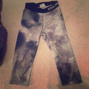 NIKE TRAINING LEGGING